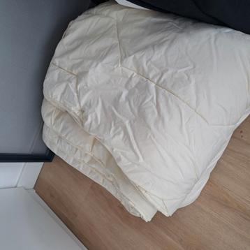 1persoons, 4 seizoenen, zuiver scheerwol dekbed beschikbaar voor biedingen