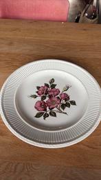 Wedgwood Briar Rose grote schaal, Huis en Inrichting, Ophalen, Wedgwood, Aardewerk, Schaal of Schalen
