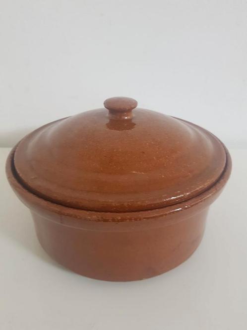 Stenen ovenschalen met deksel bruin Terracotta ovenschalen, Huis en Inrichting, Keuken | Potten en Pannen, Zo goed als nieuw, Pot, Bus of Blik