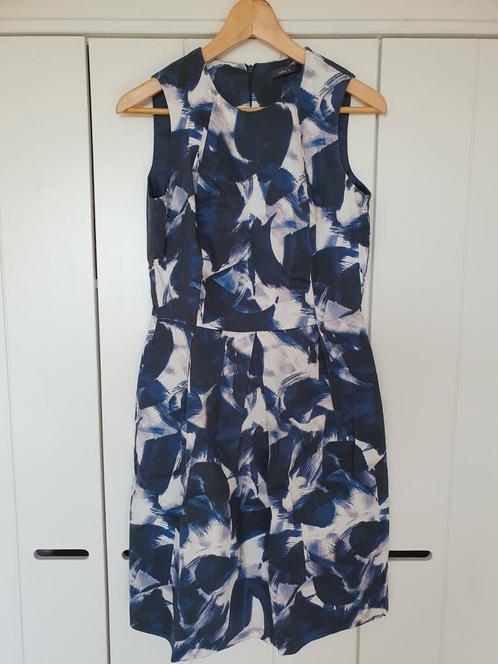 Jurk blauw/wit maat 38 Jake’s, Kleding | Dames, Jurken, Zo goed als nieuw, Maat 38/40 (M), Blauw, Knielengte, Ophalen of Verzenden