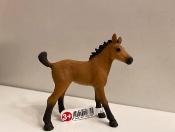 Schleich 13854 Quarter Horse Veulen met vaan / Labeltje beschikbaar voor biedingen