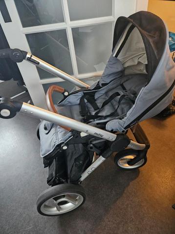 Mutsy kinderwagen compleet beschikbaar voor biedingen