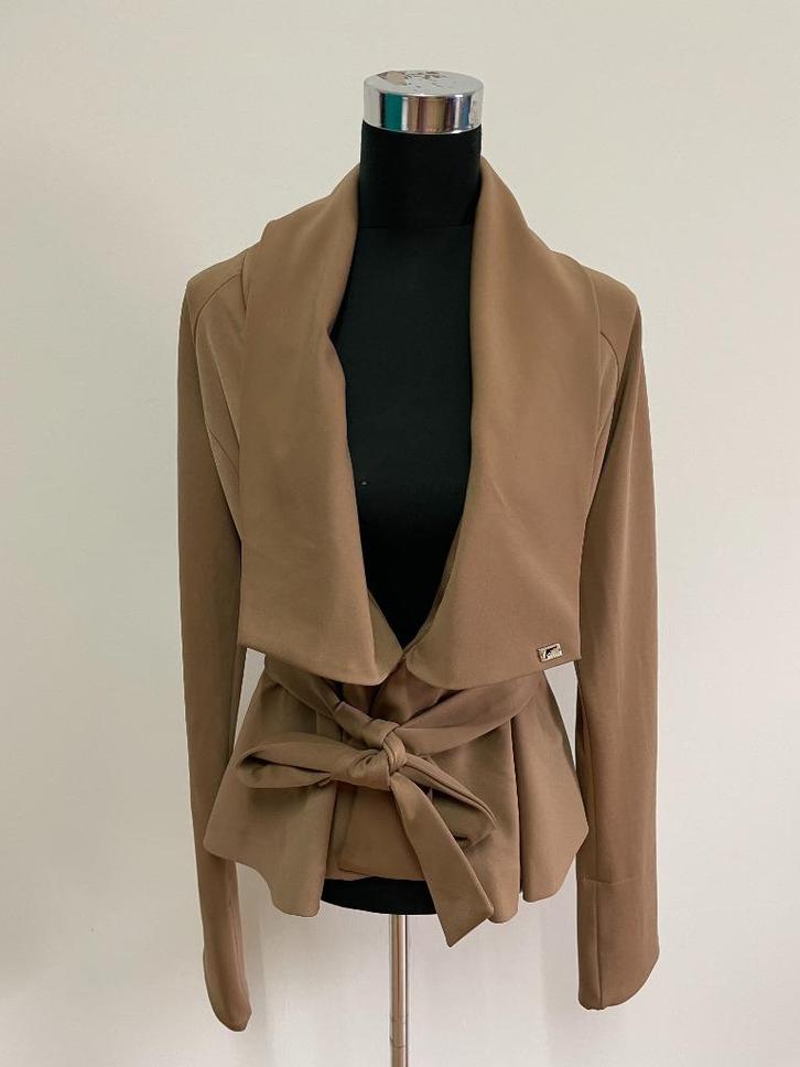 Jas31 - Bruin Josh V jasje maat M (1), Kleding | Dames, Jasjes, Kostuums en Pakken, Zo goed als nieuw, Maat 38/40 (M), Bruin, Ophalen of Verzenden