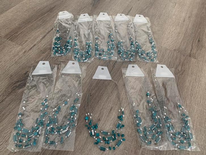 Partij 10 stuks luxe kettingen groen K44, Sieraden, Tassen en Uiterlijk, Kettingen, Nieuw, Overige materialen, Groen, Ophalen of Verzenden