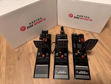 Asetek Invicta sim race pedalen beschikbaar voor biedingen