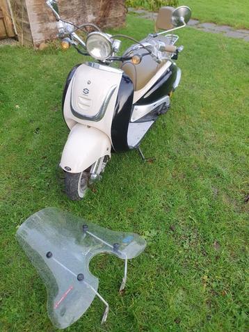 Scooter retro FOSTI  uit 2011 goede conditie  beschikbaar voor biedingen