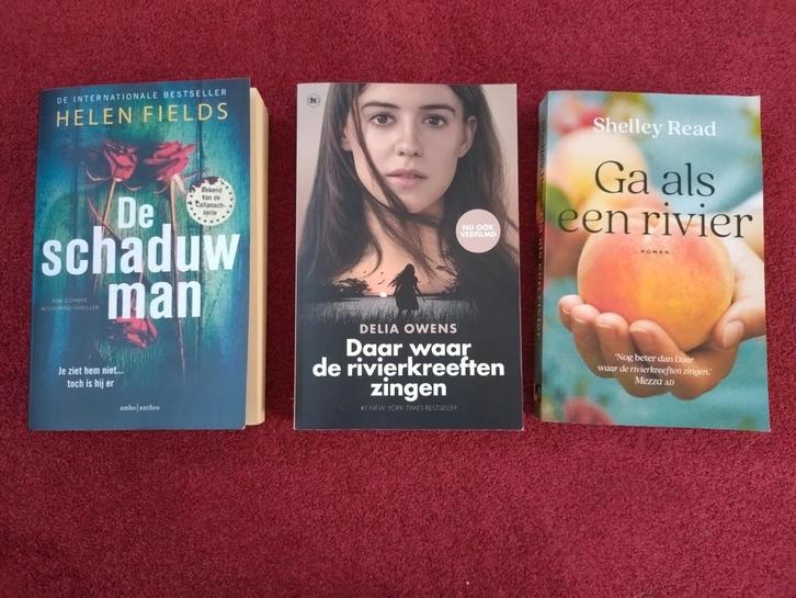 Boekenpakket: Helen Fields, Delia Owens, Shelley Read, Boeken, Romans, Gelezen, Nederland, Ophalen of Verzenden