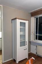Witte vitrinekast, Huis en Inrichting, Kasten | Vitrinekasten, Ophalen, Met plank(en), Minder dan 50 cm, Zo goed als nieuw