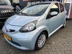 Toyota Aygo 1.0-12V + airco, Voorwielaandrijving, Gebruikt, 68 pk, Origineel Nederlands