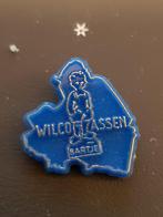 speldje Wilco TT Assen blauw plastic, Verzamelen, Speldjes, Pins en Buttons, Ophalen of Verzenden, Gebruikt, Overige onderwerpen