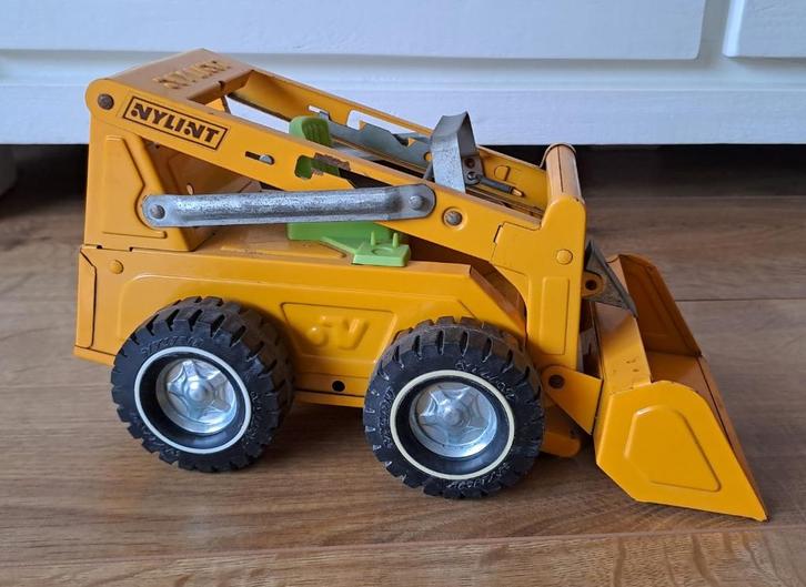 Nylint Hard Hat Contractors Skid Steer Bobcat, Antiek en Kunst, Antiek | Speelgoed, Ophalen
