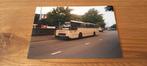 Bus foto ex HTM 221 - Den Haag Parallelweg, Verzamelen, Overige typen, Bus of Metro, Ophalen of Verzenden, Zo goed als nieuw