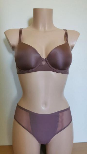 Nieuw marie jo Louie bh
Heartshape bh 75b 
Balconet  beschikbaar voor biedingen