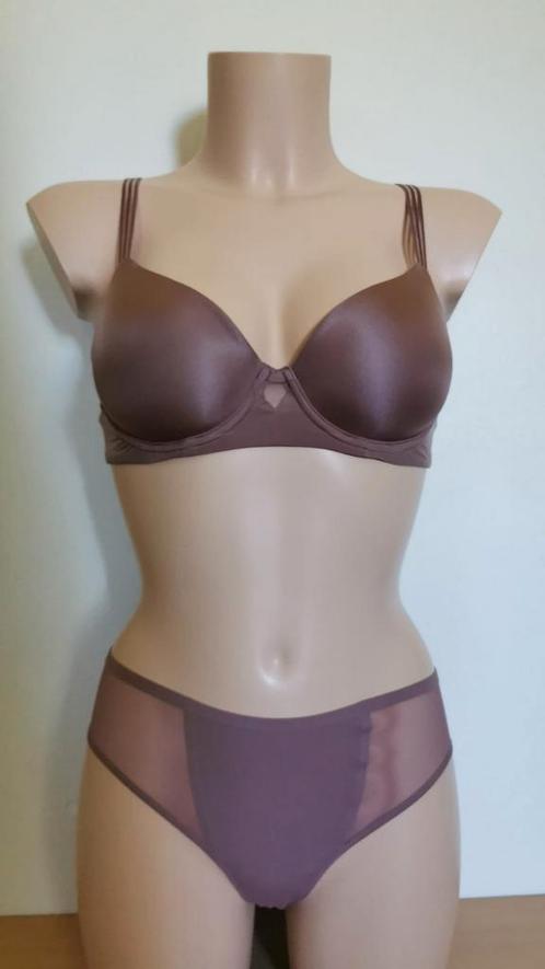 Nieuw marie jo Louie bh
Heartshape bh 75b 
Balconet, Kleding | Dames, Ondergoed en Lingerie, BH, Bruin, Ophalen of Verzenden