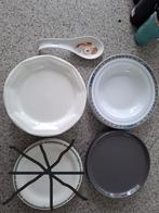 ONTBIJTBORDJES, SOEPBORDEN EN LEPELHOUDER, Huis en Inrichting, Keuken | Servies, Gebruikt, Ophalen of Verzenden, Bord(en), Overige stijlen