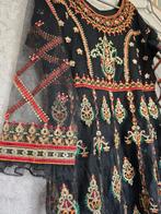 Prachtige geborduurde Indiase/Pakistaanse jurk, Kleding | Dames, Gelegenheidskleding, Overige typen, Zwart, Maat 42/44 (L), Ophalen of Verzenden
