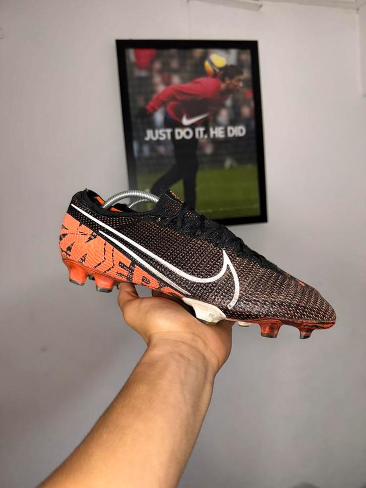 Nike Mercurial Vapor 13 Singles Day - Maat 43, Sport en Fitness, Voetbal, Zo goed als nieuw, Schoenen, Maat XS of kleiner, Ophalen of Verzenden