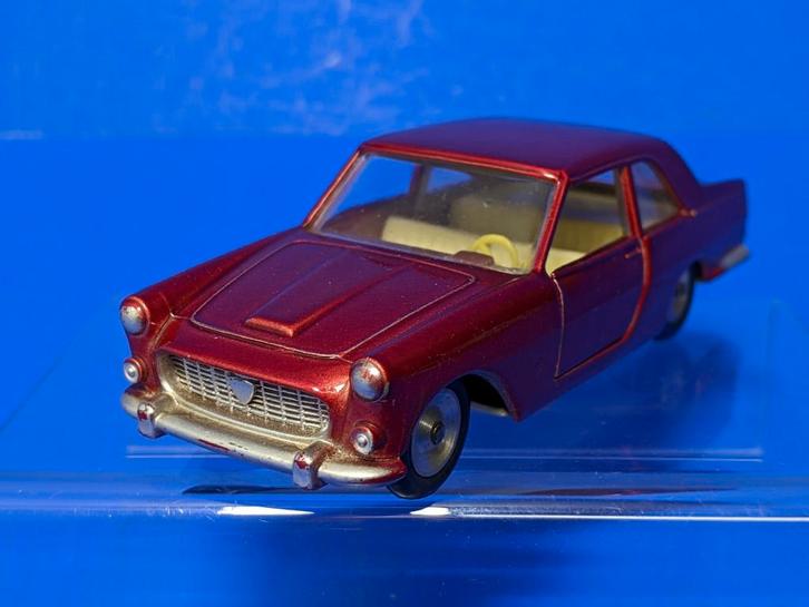 Solido France #121 Lancia Flaminia 1961, Hobby en Vrije tijd, Modelauto's | 1:43, Zo goed als nieuw, Auto, Solido, Ophalen of Verzenden