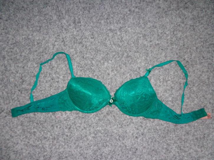 8 bh's van Hunkemoller en Sapph, maat 80 B, 80C, 80 D,85 C, Kleding | Dames, Ondergoed en Lingerie, BH, Overige kleuren, Ophalen of Verzenden