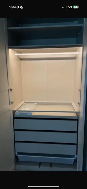 Ikea Pax Kast grijsbeige H:236 B: 250 D: 58 beschikbaar voor biedingen