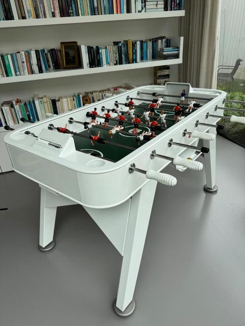 design voetbaltafel RS Barcelona, Hobby en Vrije tijd, Gezelschapsspellen | Overige, Zo goed als nieuw, Een of twee spelers, Drie of vier spelers