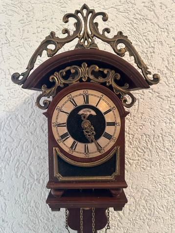 Wandklok met Slagwerk (Warmink) beschikbaar voor biedingen