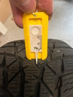 Nissan Juke winterbanden 2 stuks, Ophalen, Gebruikt, Nissan