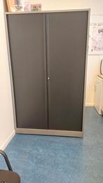 Grote kantoorkast met roldeuren, Huis en Inrichting, Kasten | Kledingkasten, Ophalen, 100 tot 150 cm, Metaal, Modern