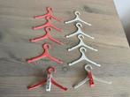 Barbie vintage kledinghangertjes, Ophalen of Verzenden, Kleertjes
