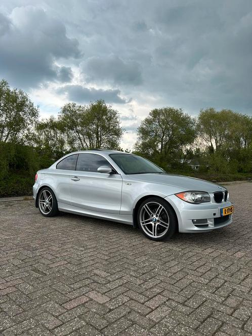 BMW 128I Coupé High Executive - BMW E82 - Nette staat, Auto's, BMW, Particulier, 1-Serie, ABS, Adaptieve lichten, Airbags, Airconditioning