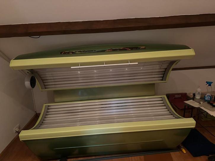 Sunvision by alisun zonnebank, Witgoed en Apparatuur, Zonnebanken en Gezichtsbruiners, Zo goed als nieuw, Zonnebank dubbelzijdig