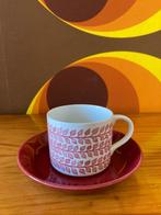 Rorstrand sweden kop en schotel Mia rood zweden design, Antiek en Kunst, Antiek | Servies los, Ophalen of Verzenden