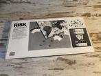 Risk witte doos wereldveroverend klassiek bordspel [s264], Hobby en Vrije tijd, Gezelschapsspellen | Bordspellen, Ophalen of Verzenden