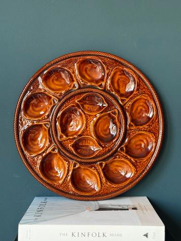 St.Clement XL vintage oesterschaal bruin beschikbaar voor biedingen