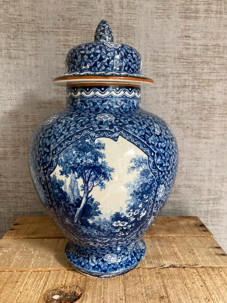 Dekselvaas (2) Villeroy & Boch Bonn Flamand (1874 - 1909), Antiek en Kunst, Antiek | Vazen, Ophalen of Verzenden