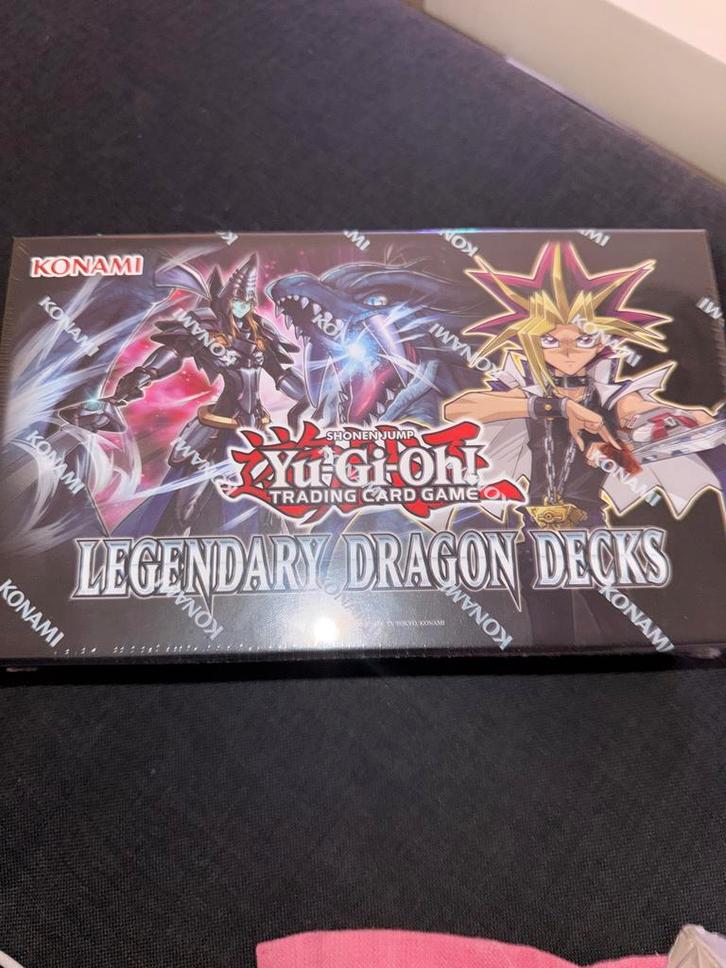 Yu-Gi-Oh! Legendary Dragon Decks Boosterbox - Nieuw!, Hobby en Vrije tijd, Verzamelkaartspellen | Yu-gi-Oh!, Nieuw, Boosterbox