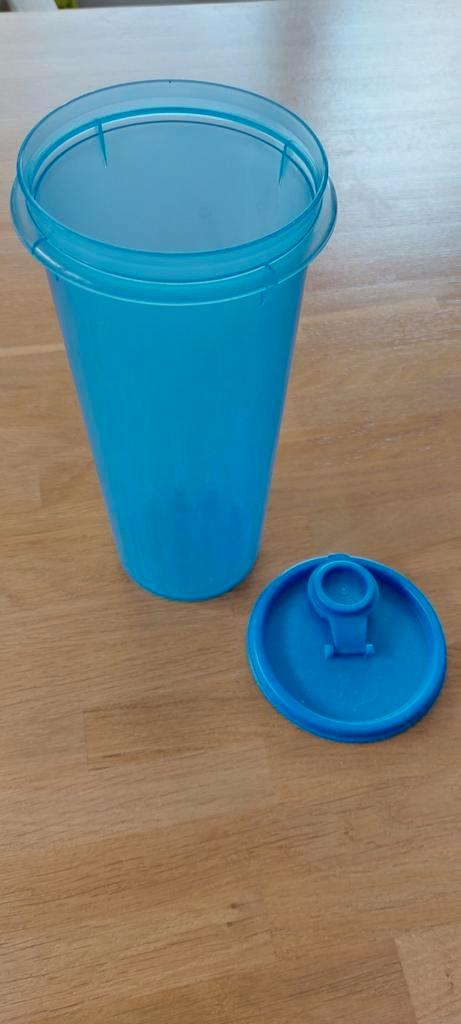 Tupperware Spaghetti Bewaarbox - Zo Goed Als Nieuw, Huis en Inrichting, Keuken | Tupperware, Zo goed als nieuw, Beker of Kan, Blauw