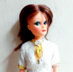 Vintage Sindy outfit en clone popje jaren 60 70 retro Barbie, Ophalen of Verzenden, Gebruikt, Kleertjes