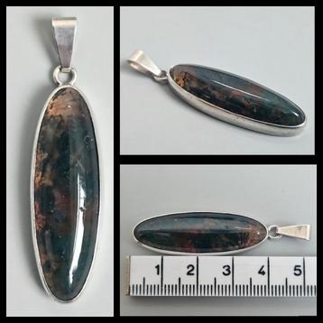Zilver, zilveren hanger bezet met mosagaat  beschikbaar voor biedingen