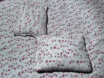 Vintage boutis quilt sprei met 2 kussens 170x230 beschikbaar voor biedingen