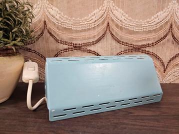 Vintage Massive wandlampje lichtblauw retro bedlampje beschikbaar voor biedingen