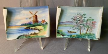 Antiek 2 bordjes Molen & Landschap porselein handgeschilderd beschikbaar voor biedingen