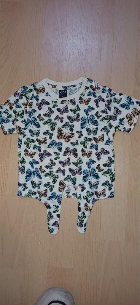 Nieuw shirtje met vlindertjes maat 86, Meisje, Nieuw, Ophalen of Verzenden, Wibra