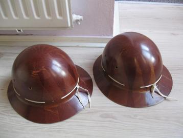 2 Philite bakelieten helm 1938 tropenhelm mijnwerkershelm beschikbaar voor biedingen