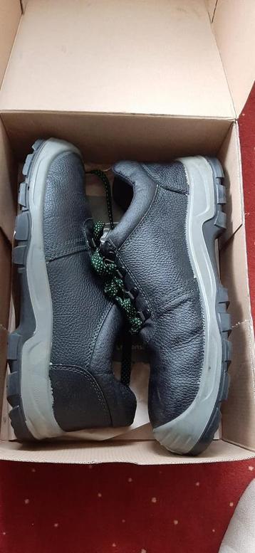 Werkschoenen maat 47 – nieuw, ongebruikt beschikbaar voor biedingen