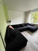 Zwarte velvet hoekbank - 5 zits met chaise longue, Huis en Inrichting, Banken | Complete zithoeken, Ophalen, Zo goed als nieuw