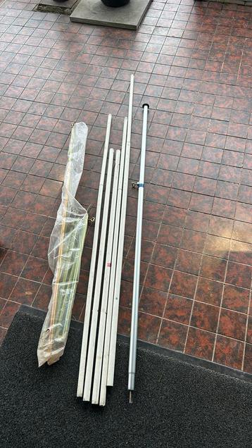 Restant tent / camping spullen  beschikbaar voor biedingen