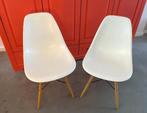 2 witte stoeltjes, Huis en Inrichting, Stoelen, Ophalen, Kunststof, Gebruikt, Twee