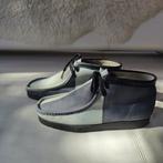 Clarks wallabee custom made ( wu tang ) ghostface killah 43, Zwart, Boots, Clarks, Ophalen of Verzenden