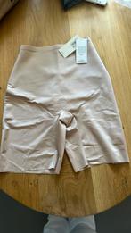 Spanx low back mid-Thigh short maat m, Kleding | Dames, Ondergoed en Lingerie, Verzenden, Beige, Slip